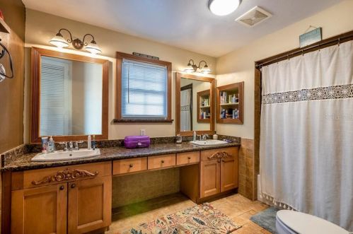 32009 Harris Rd, Tavares FL  32778-4643 exterior