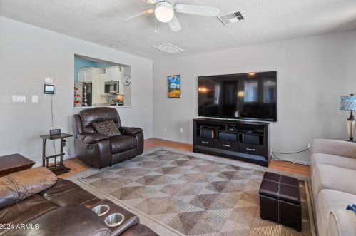 4746 Evans Dr, Glendale AZ  85306-4431 exterior