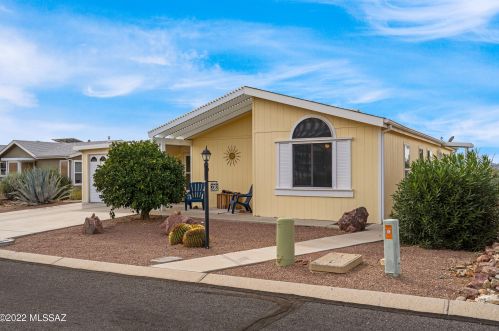 3382 Feldspar Ave, Tucson, AZ 85735-9080