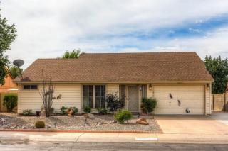 7313 Sierra Vista Dr, Glendale, AZ 85303-3637