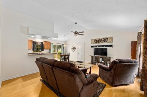 116 Oklahoma Dr, Sardinia, OH 45171-9638