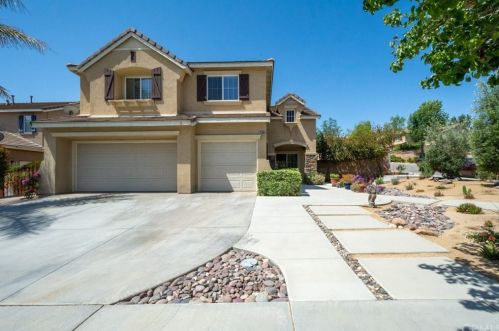 31939 Cedarhill Ln, Lake Elsinore, CA 92532-2618