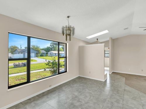 634 Streamlet Ave, Fort Pierce FL 34983-4658 exterior