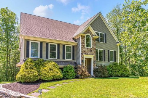 62 Brynmoor Ct, Goshen, CT 06756-2134