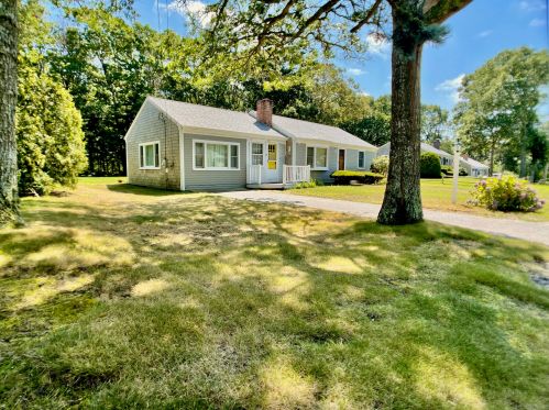 103 Winding Brook Rd, Yarmouth, MA 02664-4012