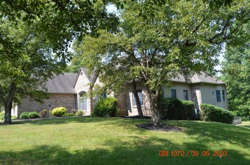 2841 Brian Dr, Hamilton, KY 41091-7672
