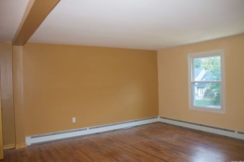 12 Ramblewood Rd, Shoreham NY  11786-2300 exterior