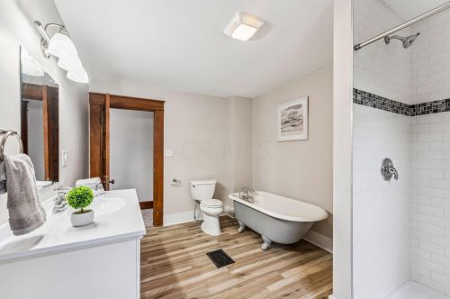 8 3 Ave, Mount Vernon OH  exterior