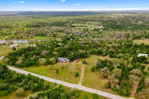 194 Shady Oaks Loop, Lost Pines, TX 78612-3396