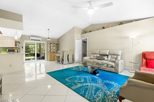 1821 22nd Ave, Cape Coral, FL 33909-4641