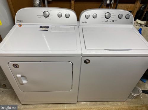 3063 Tecumseh Ct, Woodbridge VA  22192-1827 exterior