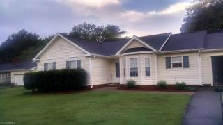 588 Meadowlark Dr, Winston Salem, NC 27106-9743