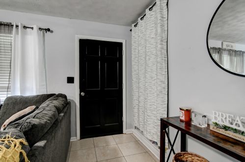 736 Troy Blvd, West Palm Beach, FL 33409-6162