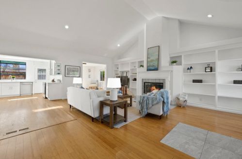 961 Selby Ln, San Jose CA  95127-1151 exterior