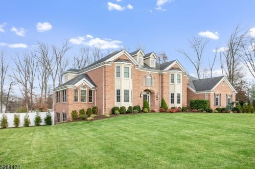 5 Mapleshade Dr, Whippany, NJ
