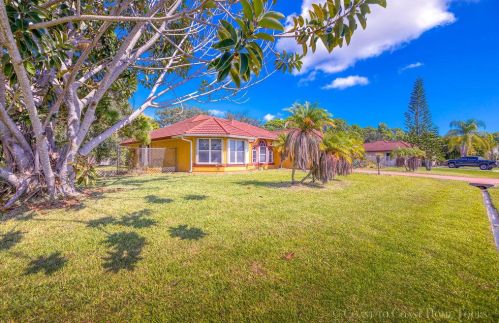 2701 Geneva Ave, Fort Pierce, FL 34952-6920