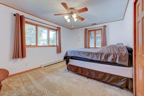 38 Laurel Ave, Jackson Twp NJ 08527-2738 exterior