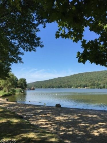 23 Binnacle Ave, West Milford Lakes NJ  07480-4814 exterior