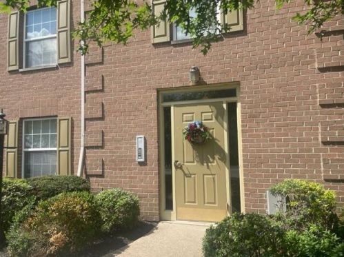 132 Dogwood Dr, Newport, KY 41076-4701