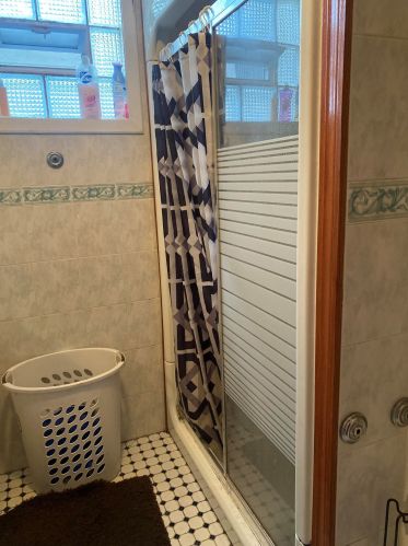 1032 20th St, Milwaukee WI 53204-2052 exterior