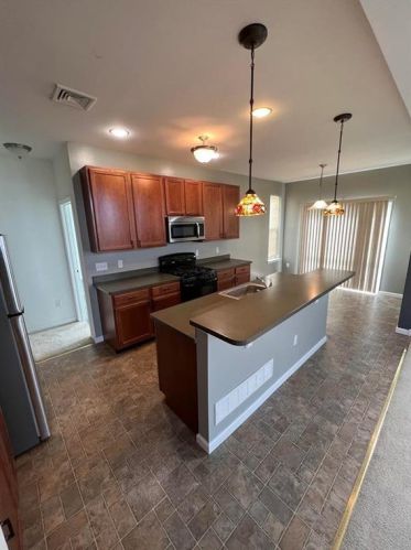 836 Spring White Dr, Breinigsville PA  18031-1787 exterior