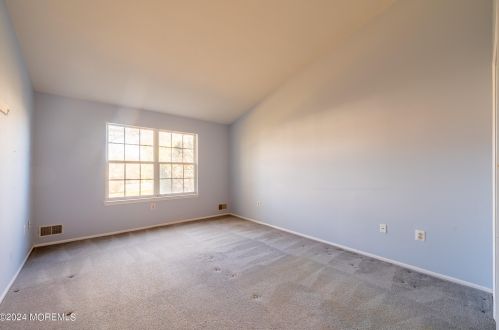 52 Perri Rd, East Freehold NJ  07728-4140 exterior