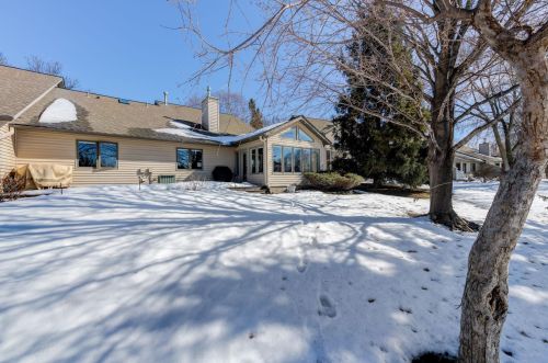 4055 Terraceview Ln, Minneapolis MN 55446-2627 exterior