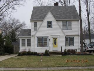 324 Columbia Ave, Elyria OH  44035-6602 exterior