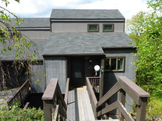 291 Overlook Way, Tannersville, PA 18372-7977