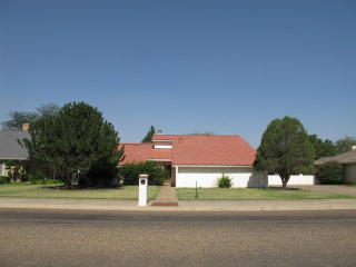 8612 Vicksburg Ave, Lubbock, TX 79424-4013
