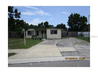 10306 Groton St, Orlando, FL 32817-4304