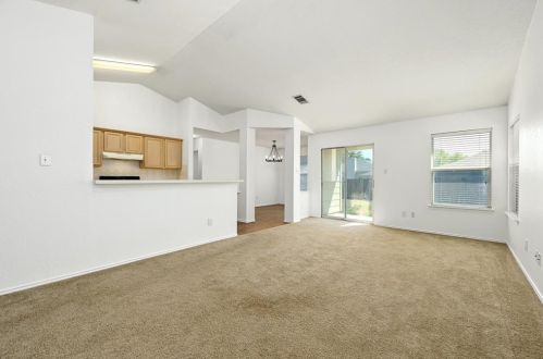 121 Prairie Springs Cv, Georgetown TX  78626-4780 exterior