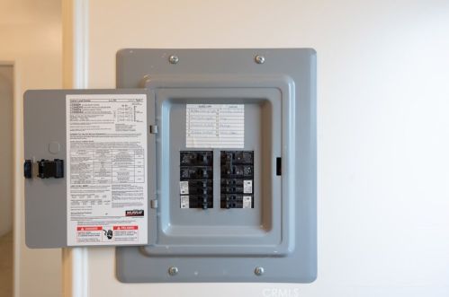 1427 Garfield Ave, Glendale CA 91205-3813 exterior