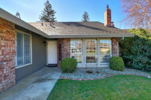 821 Colby Ct, Woodland, CA 95695-6812
