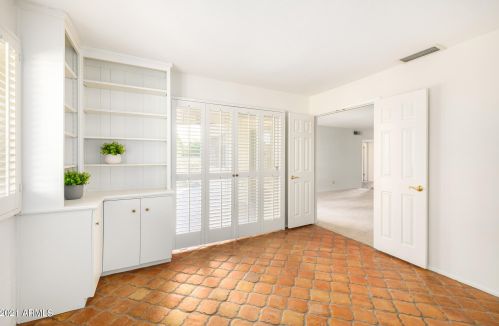 4937 77 Pl, Scottsdale AZ 85258-1151 exterior