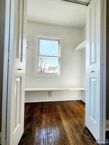 12 Lohmann Pl, Dumont NJ  07628-1520 exterior