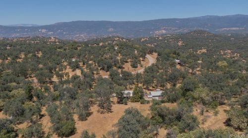 51655 Wildmint Ln, Orange Cove CA  93675-9693 exterior