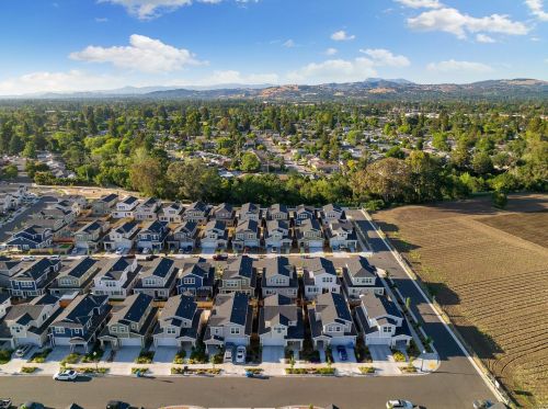 1467 Cavendish Ave, Santa Rosa CA 95401-6015 exterior