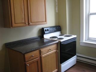 104 Schuylkill Ave, Hometown PA  18252-1742 exterior