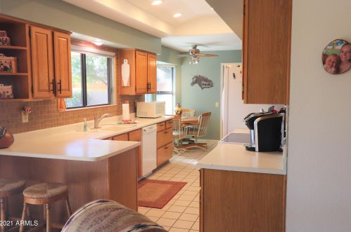 17607 133rd Dr, Sun City, AZ 85375-5307