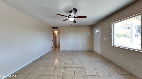 6759 Hawk Dr, Tucson, AZ 85730-3247
