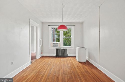 512 Taylor St, Washington DC 20011-5915 exterior