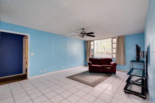 98-1040 Moanalua Rd, Aiea, HI