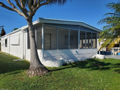 26135 Countess Ln, Bonita Springs FL  34135-6516 exterior