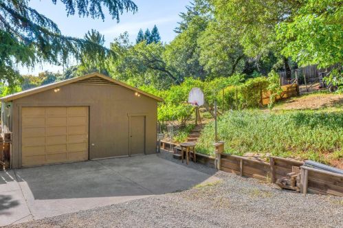 3802 Chanate Rd, Santa Rosa CA  95404-1840 exterior