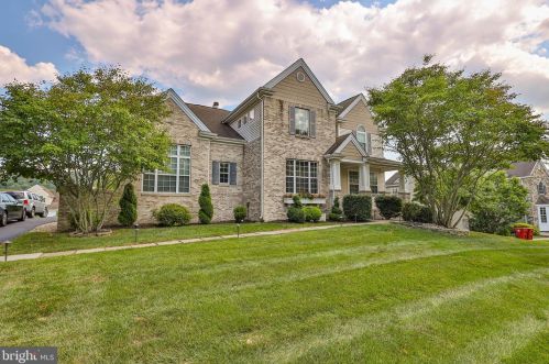 715 Ramblewood Dr, Easton, PA 18040-6213