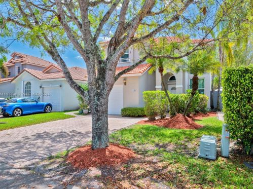 348 107th Ave, Hollywood FL  33026-4068 exterior