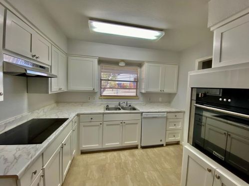 1213 Mill Valley Dr, Plano TX  75075-7517 exterior
