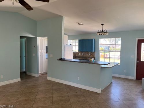 628 2nd St, Cape Coral, FL 33990-1105
