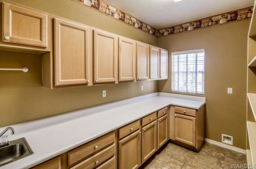 1895 Corwin Rd, Bullhead City AZ  86442-8774 exterior